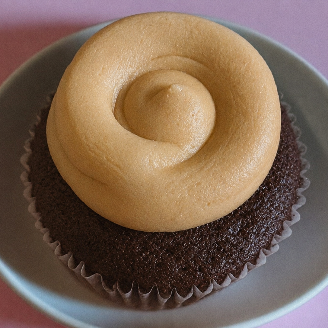 Chocolate Cupcake with Peanut Butter Frosting